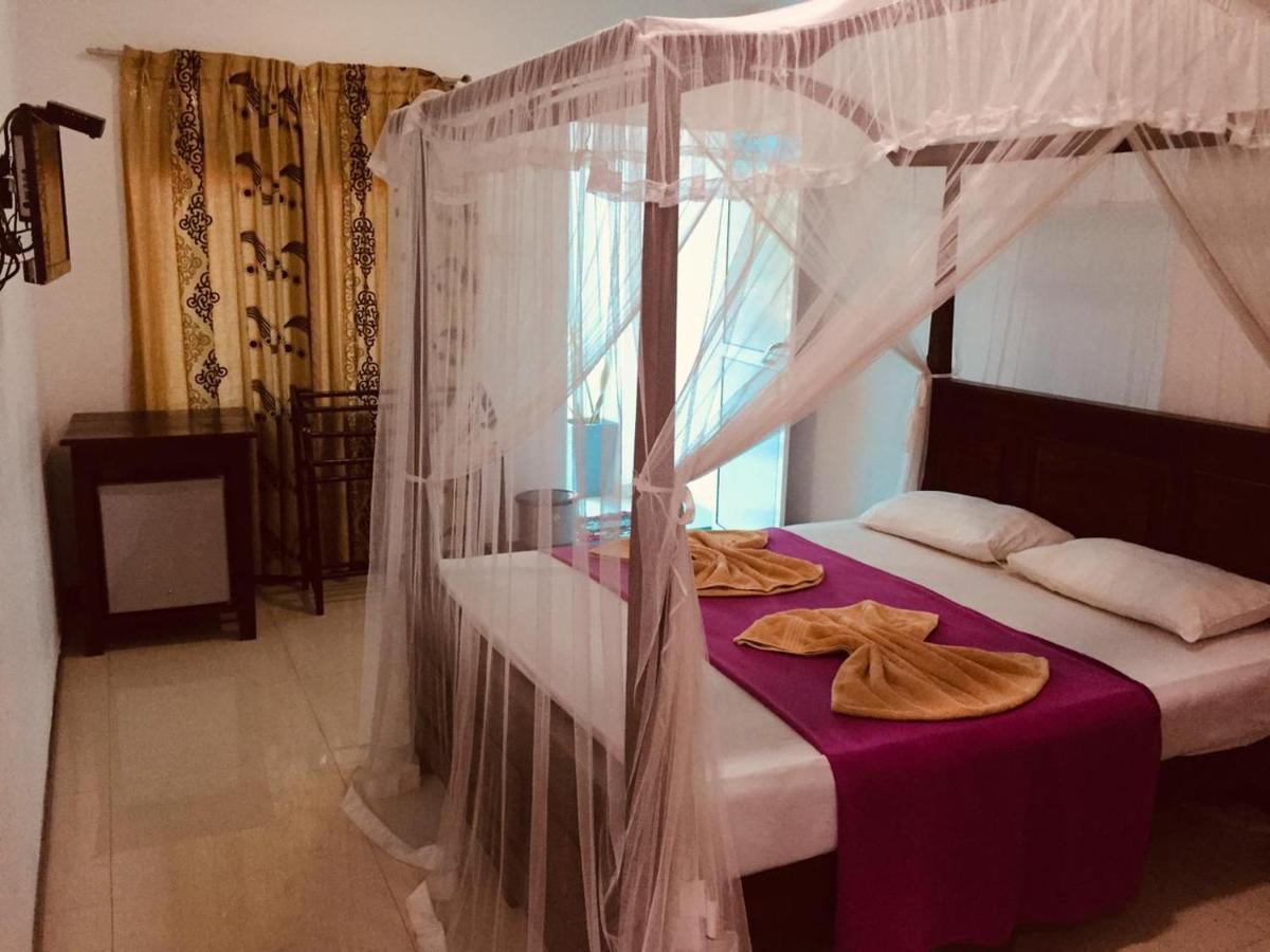 Crescent Resort Galle Exterior foto